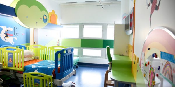 Il futuro in buone mani. Allestimento e Umanizzazione dell’area materno-infantile