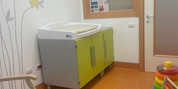Baby Pit Stop: una sosta sicura per allattare nell’Ospedale Ferrero